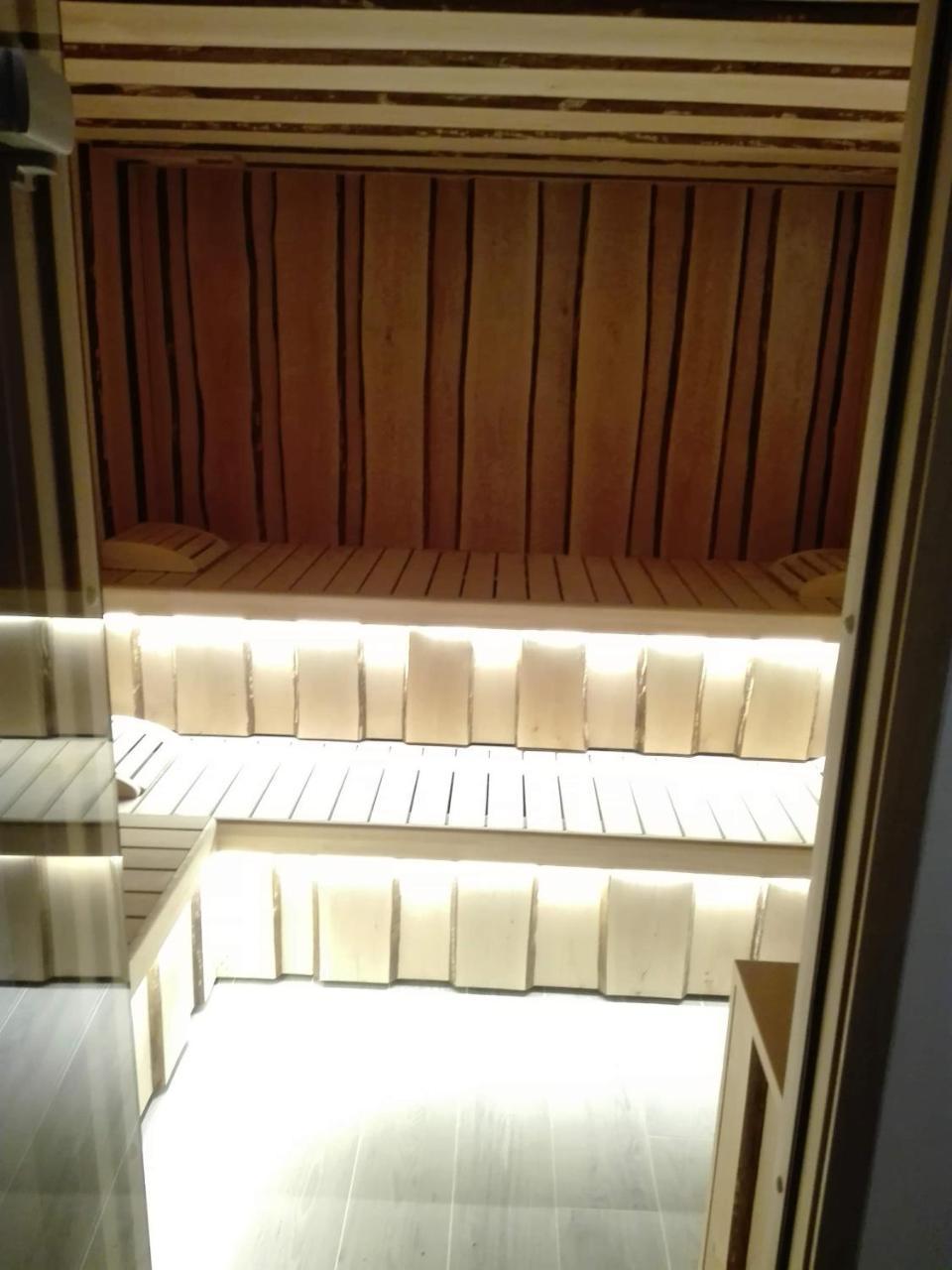 丹尼酒店 平佐洛 外观 照片