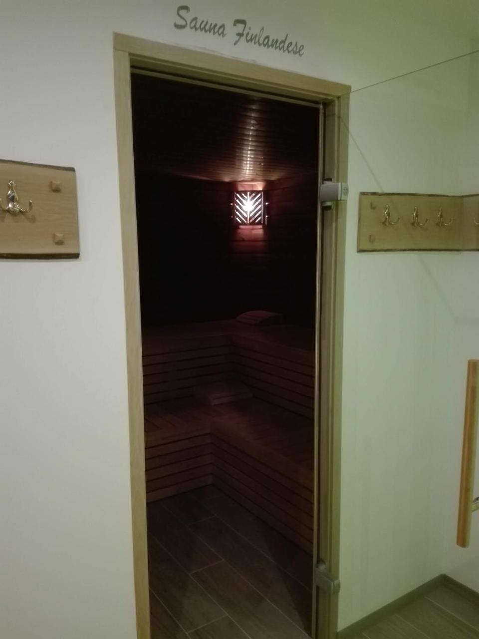 丹尼酒店 平佐洛 外观 照片